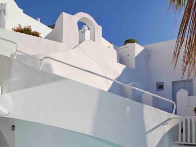 Cliff Side Hotel Fira (Santorini)